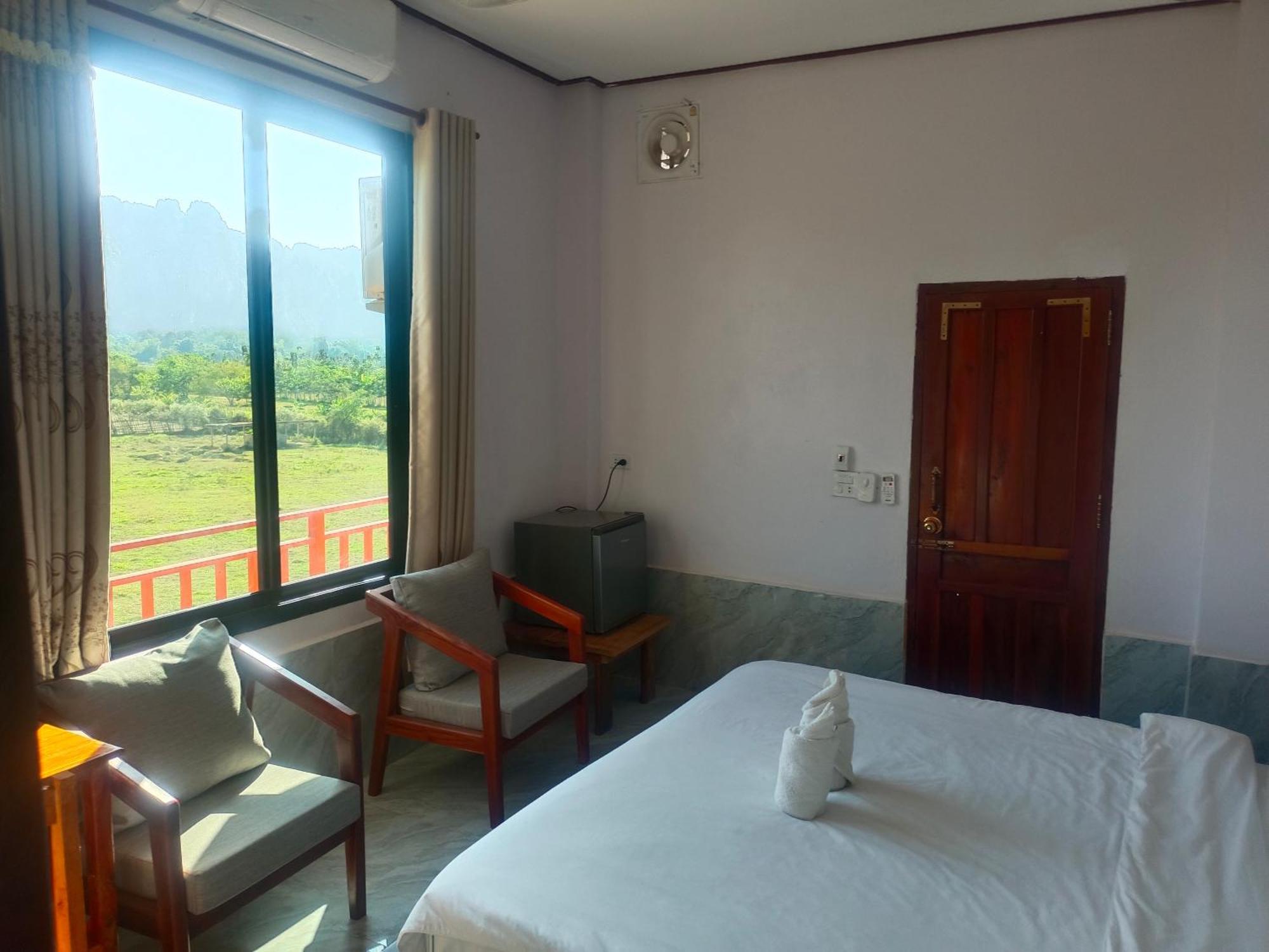 Dd Guesthouse Vang Vieng Exterior photo