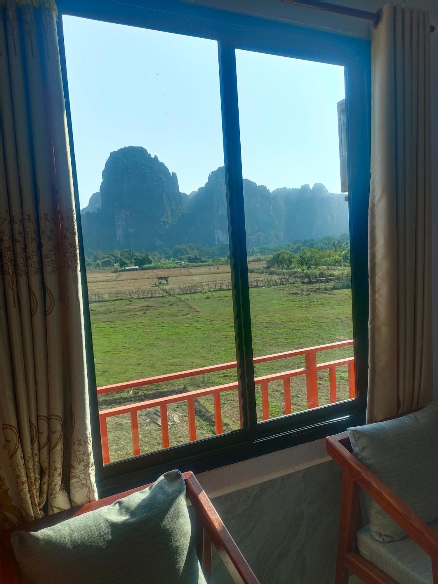 Dd Guesthouse Vang Vieng Exterior photo